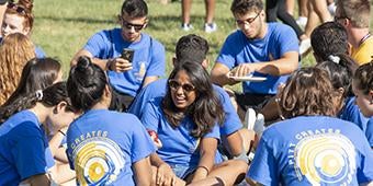 Pitt students make new friends at an orientation picnic